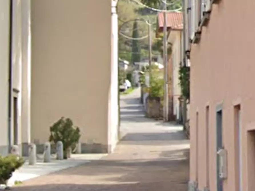 Immagine 19 di Casa indipendente in vendita  in  Via Castello a Calolziocorte