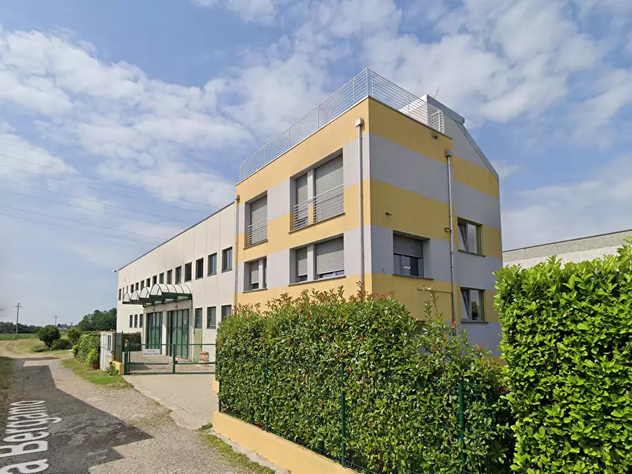 Immagine 9 di Appartamento in vendita  in Via Bergamo a Merate