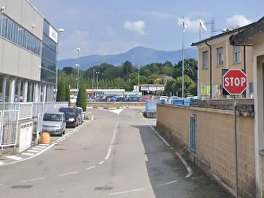 Immagine 15 di Appartamento in vendita  in Via Bergamo a Merate