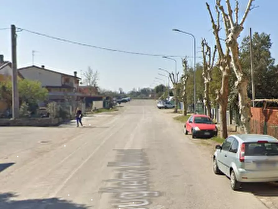 Immagine 13 di Appartamento in vendita  in Via Guglielmo Marconi  a Conselice