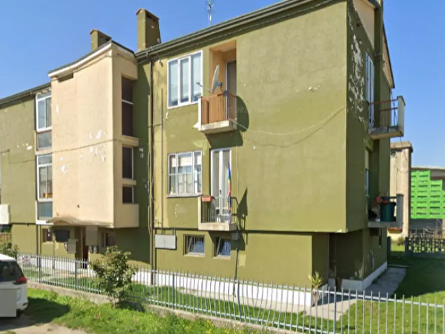 Immagine 19 di Appartamento in vendita  in Via Guglielmo Marconi  a Conselice