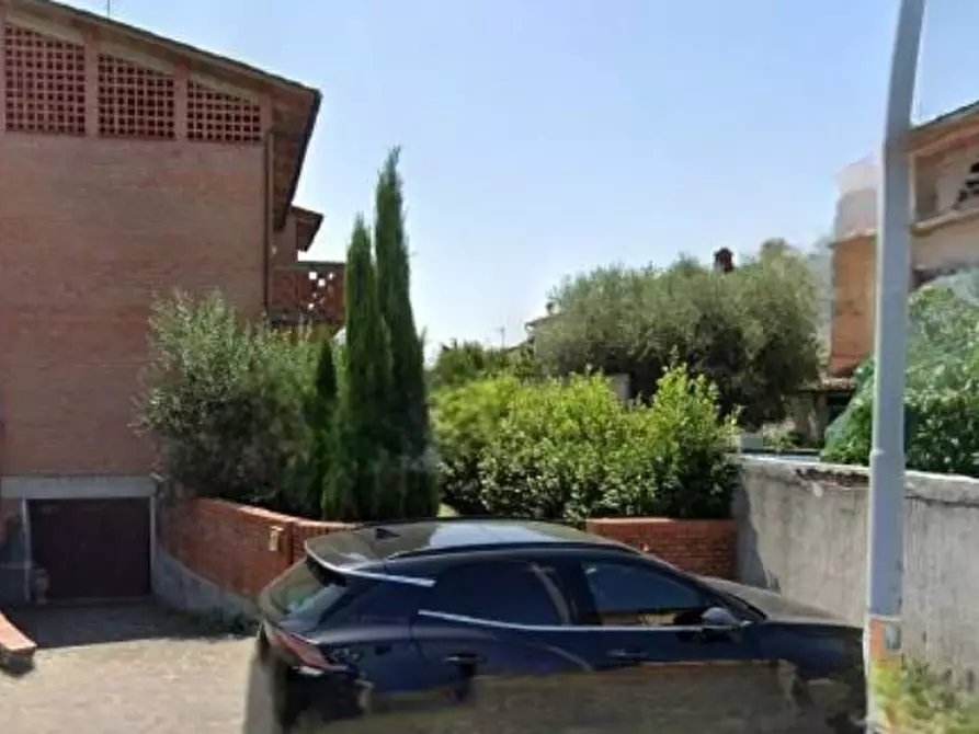 Immagine 1 di Appartamento in vendita  in Via dei Salici  a Pistoia