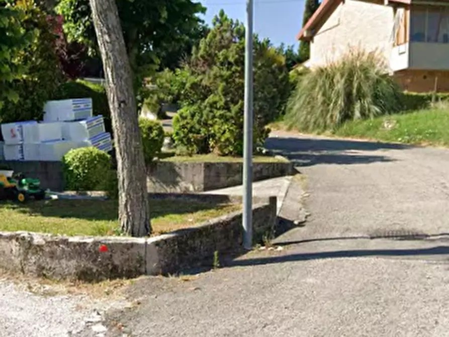 Immagine 4 di Casa bifamiliare in vendita  in Via Monte Asdrualdo a Fermignano