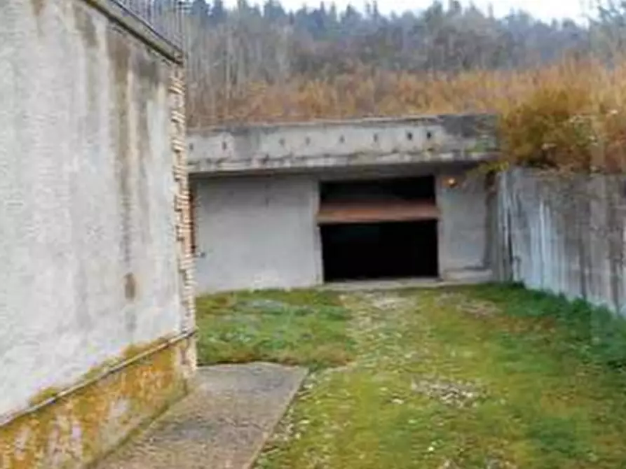 Immagine 1 di Magazzino in vendita  in Via Ca Rio a Tavoleto