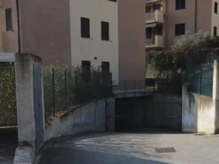 Immagine 1 di Garage in vendita  in Via Medi a Porto San Giorgio