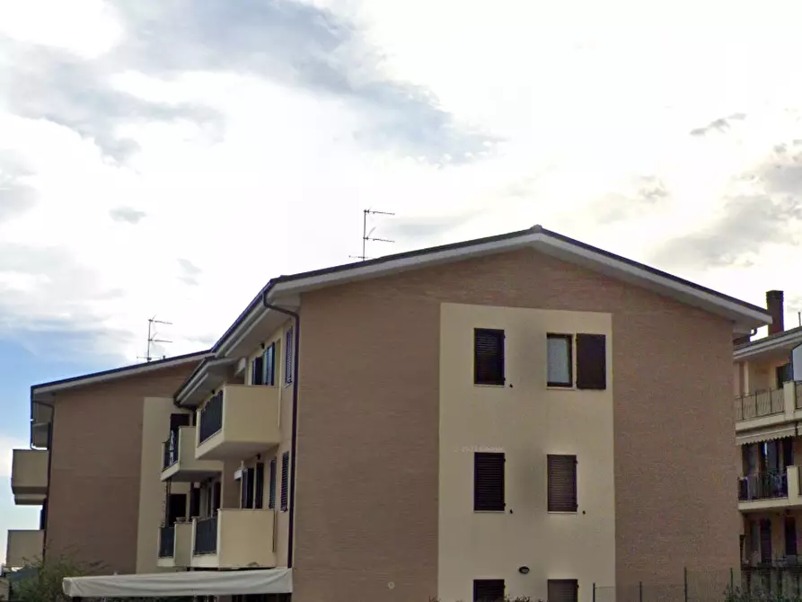 Immagine 4 di Garage in vendita  in Via Medi a Porto San Giorgio