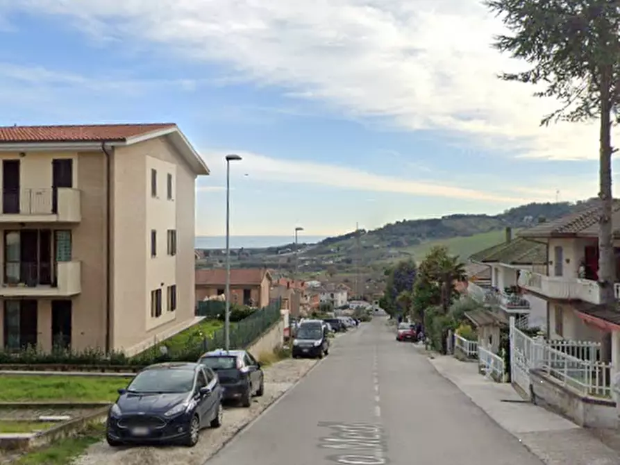 Immagine 9 di Garage in vendita  in Via Medi a Porto San Giorgio