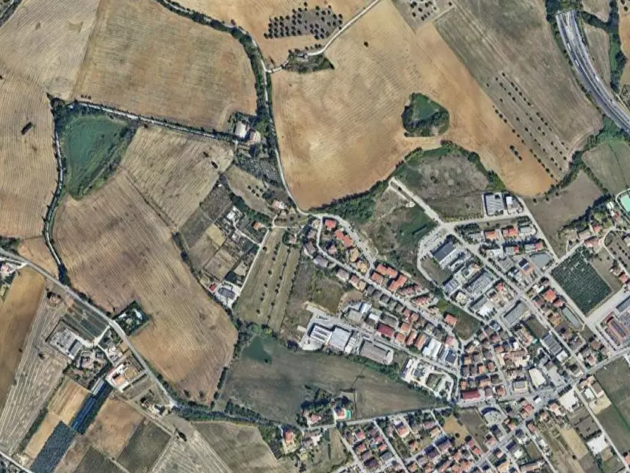 Immagine 11 di Garage in vendita  in Via Medi a Porto San Giorgio