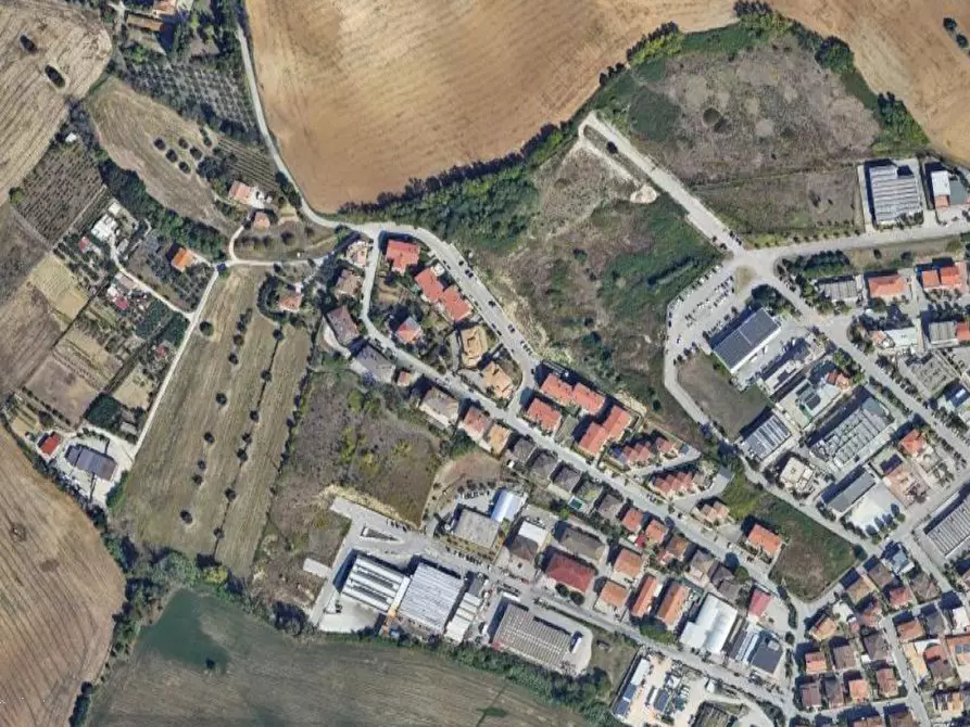 Immagine 12 di Garage in vendita  in Via Medi a Porto San Giorgio