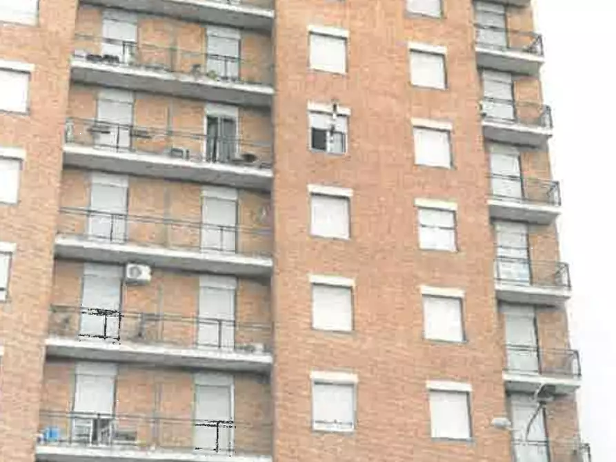 Immagine 3 di Appartamento in vendita  in Viale Tivoli a Alessandria