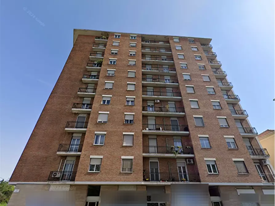 Immagine 13 di Appartamento in vendita  in Viale Tivoli a Alessandria