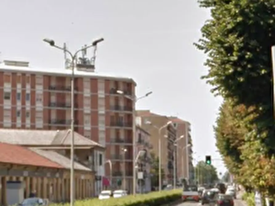 Immagine 15 di Appartamento in vendita  in Viale Tivoli a Alessandria