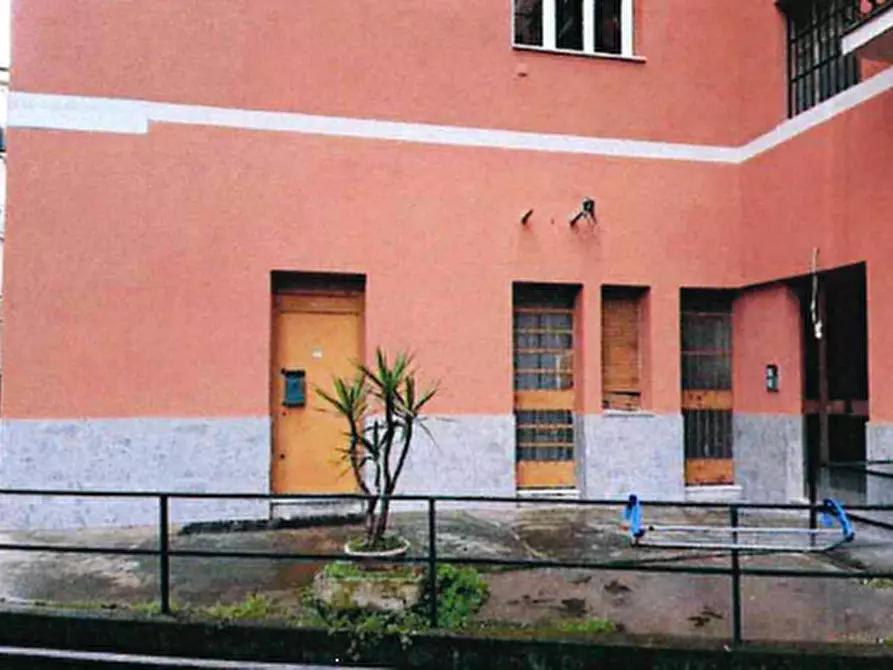 Immagine 3 di Negozio in vendita  in Via Monza a Pioltello