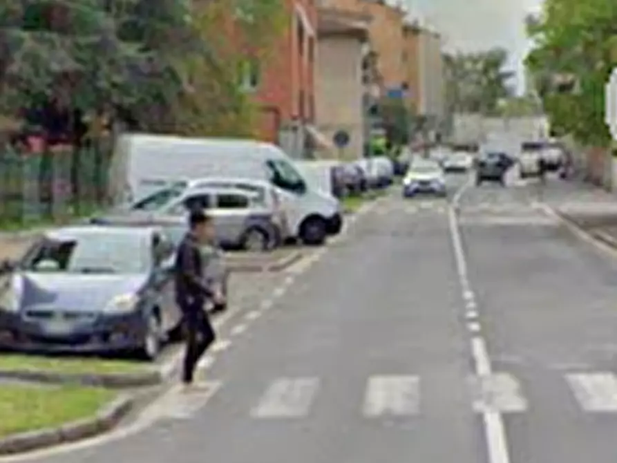 Immagine 11 di Negozio in vendita  in Via Monza a Pioltello