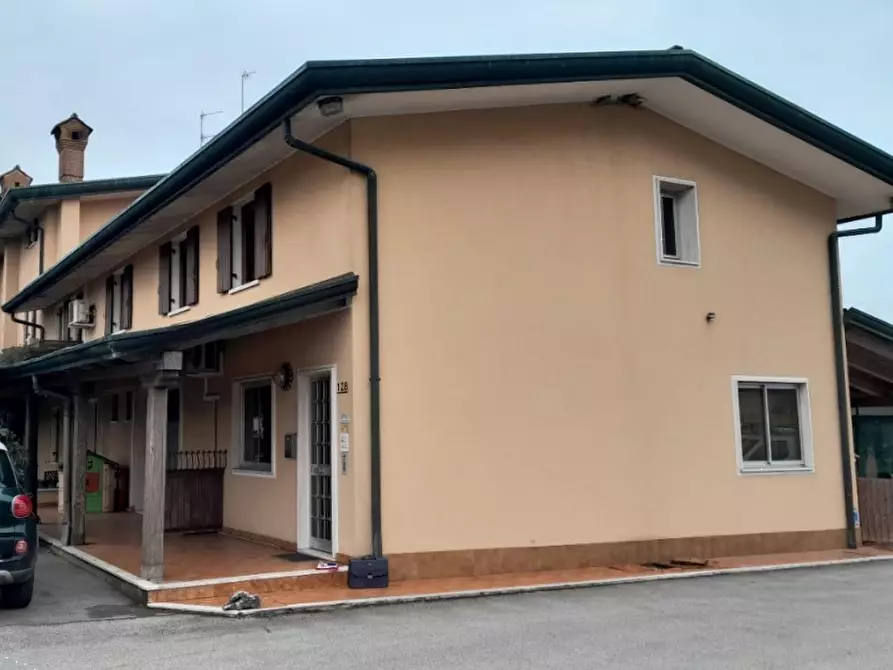 Immagine 3 di Ufficio in vendita  in  Via Triestina a Venezia