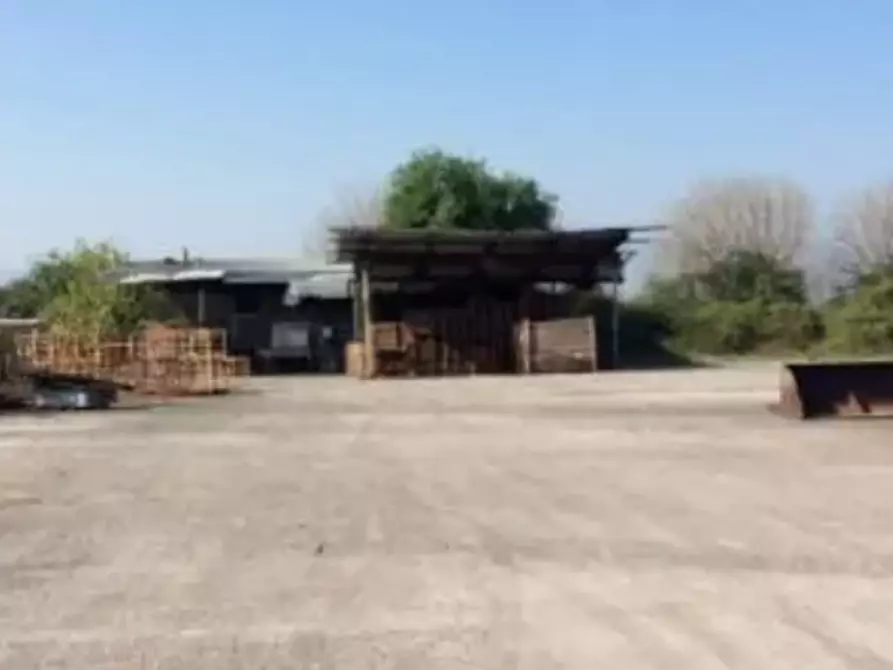 Immagine 1 di Capannone industriale in vendita  in Via G. Leopardi  a Zanè