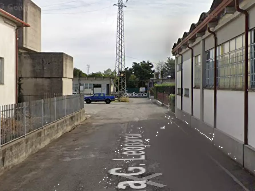 Immagine 13 di Capannone industriale in vendita  in Via G. Leopardi  a Zanè