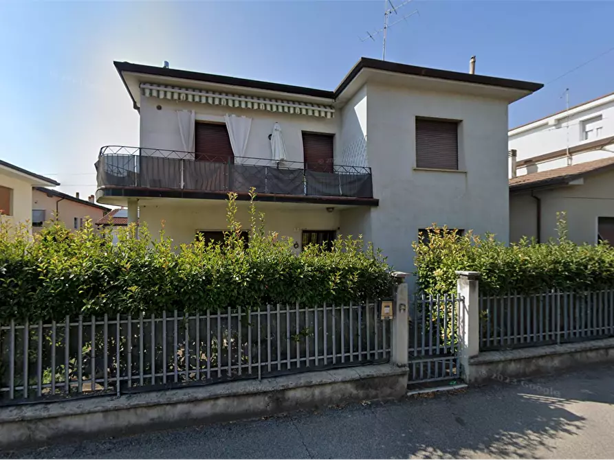 Immagine 9 di Casa indipendente in vendita  in Via Ricamificio a San Giovanni Lupatoto