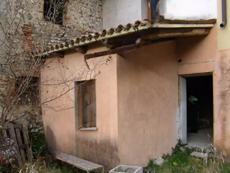 Immagine 6 di Porzione di casa in vendita  in Via Ippolito Nievo a Santa Maria La Longa