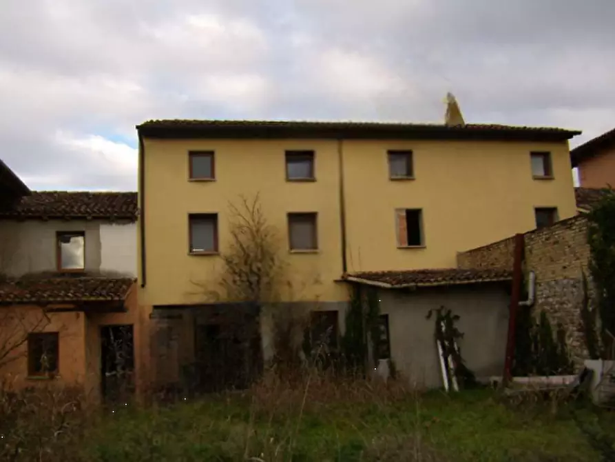 Immagine 9 di Porzione di casa in vendita  in Via Ippolito Nievo a Santa Maria La Longa