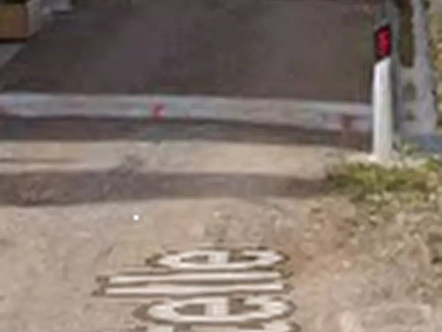 Immagine 11 di Posto auto in vendita  in Via Mortelle  a Carmignano