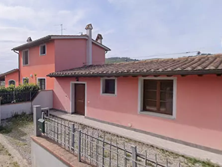 Immagine 3 di Porzione di casa in vendita  in Via Mortelle a Carmignano