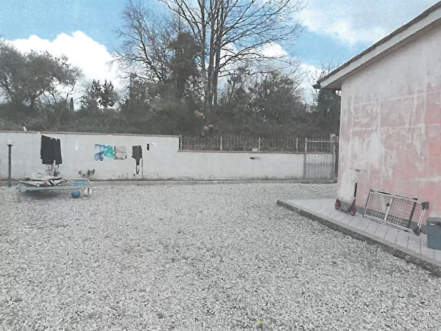 Immagine 14 di Porzione di casa in vendita  in Via Mortelle a Carmignano