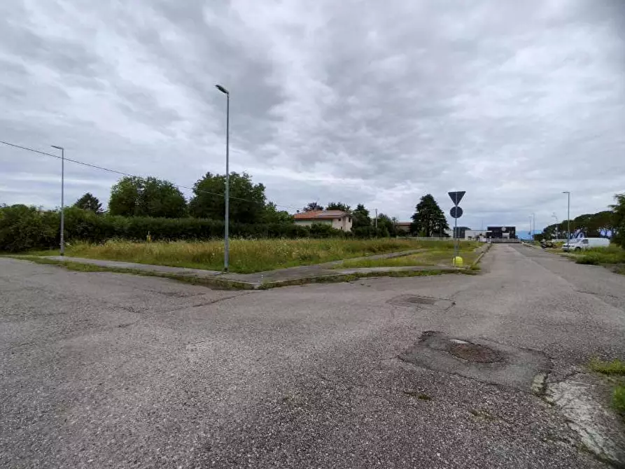 Immagine 12 di Terreno edificabile in vendita  in Via Cumugnis a Romans D'isonzo