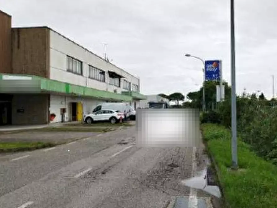 Immagine 4 di Ufficio in vendita  in Via della Ferrovia Vecchia  a Cervignano Del Friuli