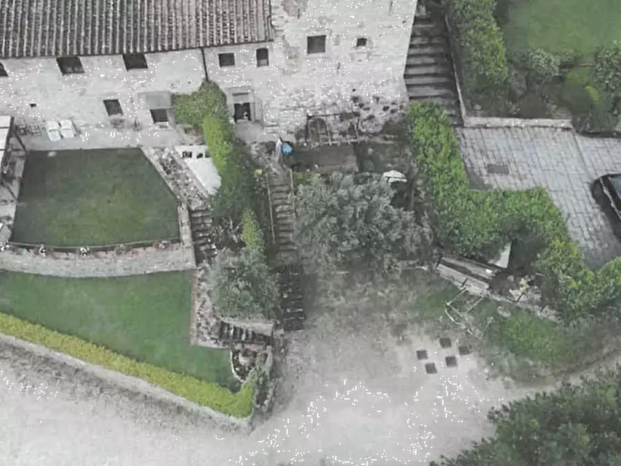 Immagine 2 di Porzione di casa in vendita  in Via Mortelle a Carmignano