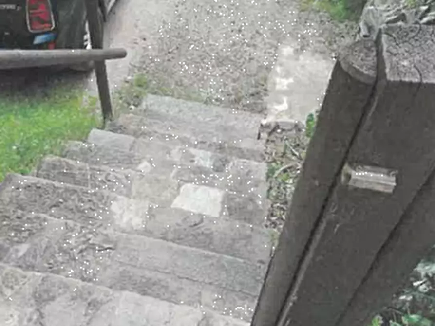 Immagine 10 di Porzione di casa in vendita  in Via Mortelle a Carmignano