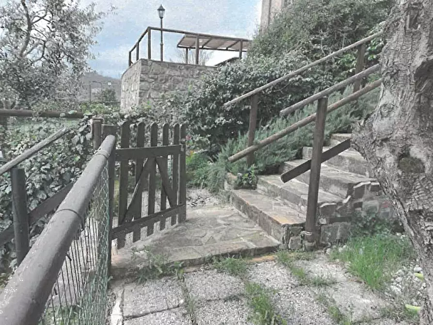 Immagine 12 di Porzione di casa in vendita  in Via Mortelle a Carmignano