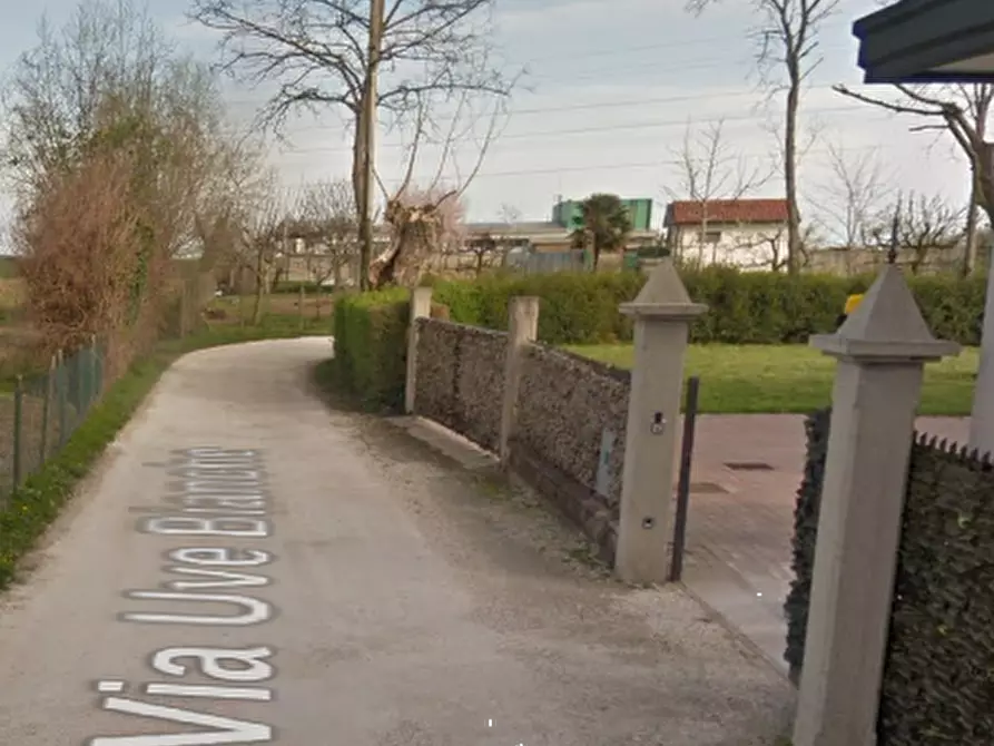 Immagine 24 di Appartamento in vendita  in Via Uve Bianche a Mira