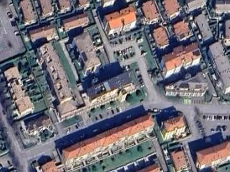 Immagine 14 di Negozio in vendita  in Via Don Luigi Palazzolo a Lallio