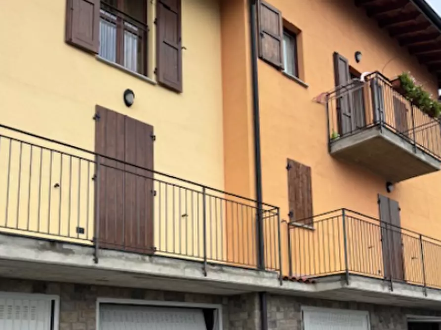 Immagine 4 di Stabile in vendita  in Via Costa a Camerata Cornello