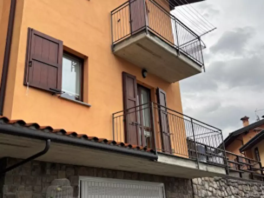 Immagine 9 di Stabile in vendita  in Via Costa a Camerata Cornello