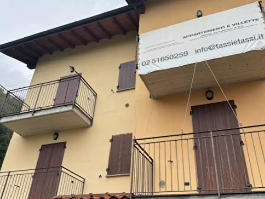 Immagine 13 di Stabile in vendita  in Via Costa a Camerata Cornello