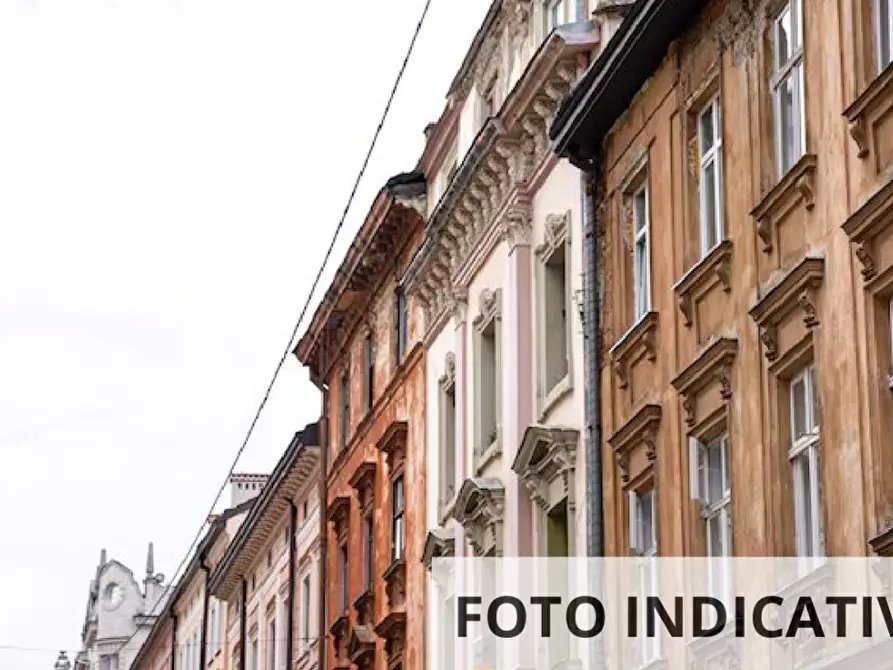 Immagine 27 di Stabile in vendita  in Via Costa a Camerata Cornello