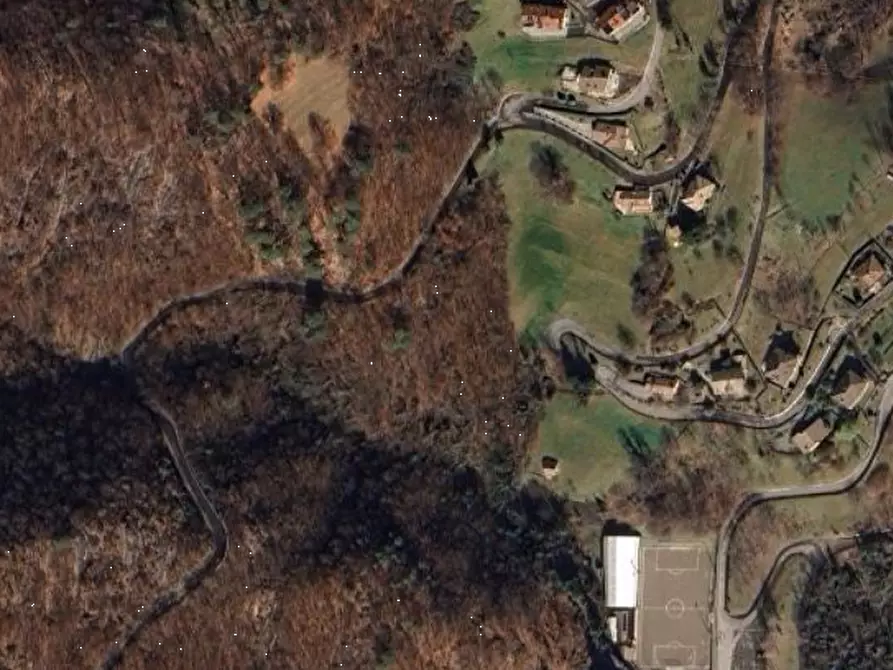 Immagine 41 di Stabile in vendita  in Via Costa a Camerata Cornello