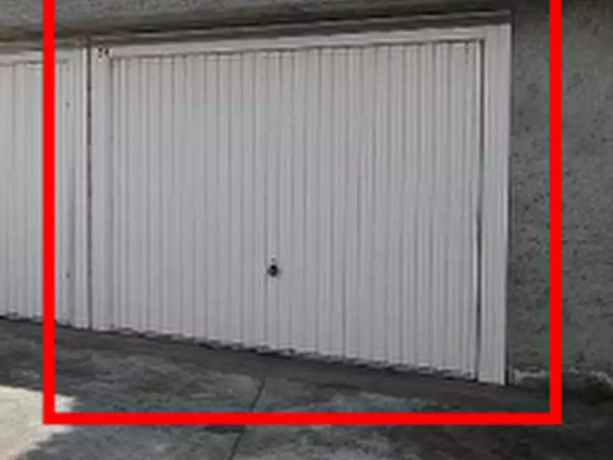 Immagine 5 di Garage in vendita  in Via Chinnici  a San Zenone Al Lambro