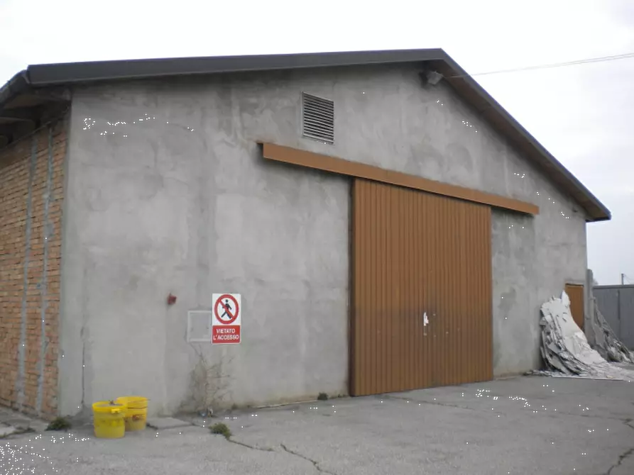 Immagine 2 di Capannone industriale in vendita  in Via Cento a San Giovanni In Persiceto