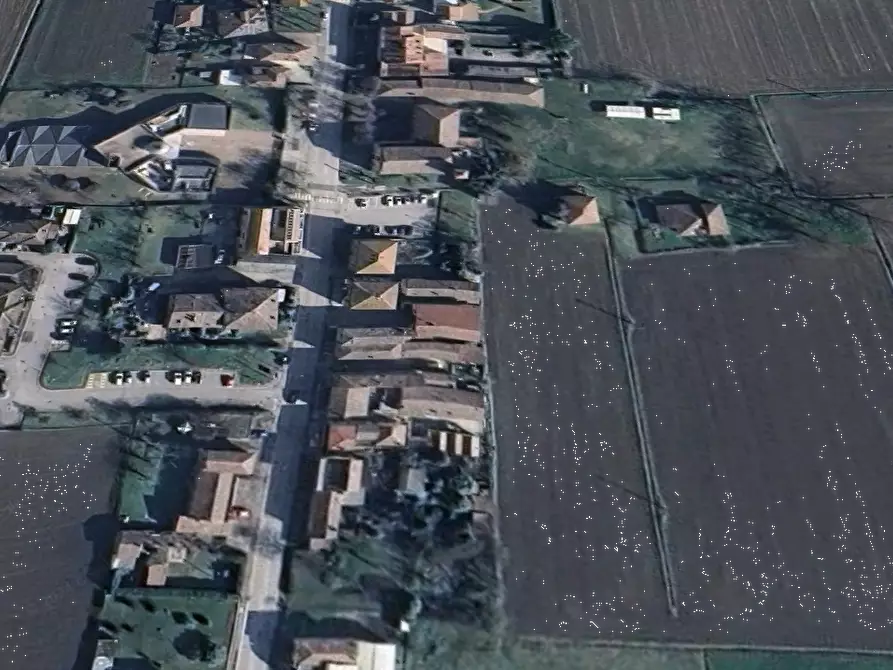 Immagine 9 di Appartamento in vendita  in via Amedeo Govoni a San Pietro In Casale