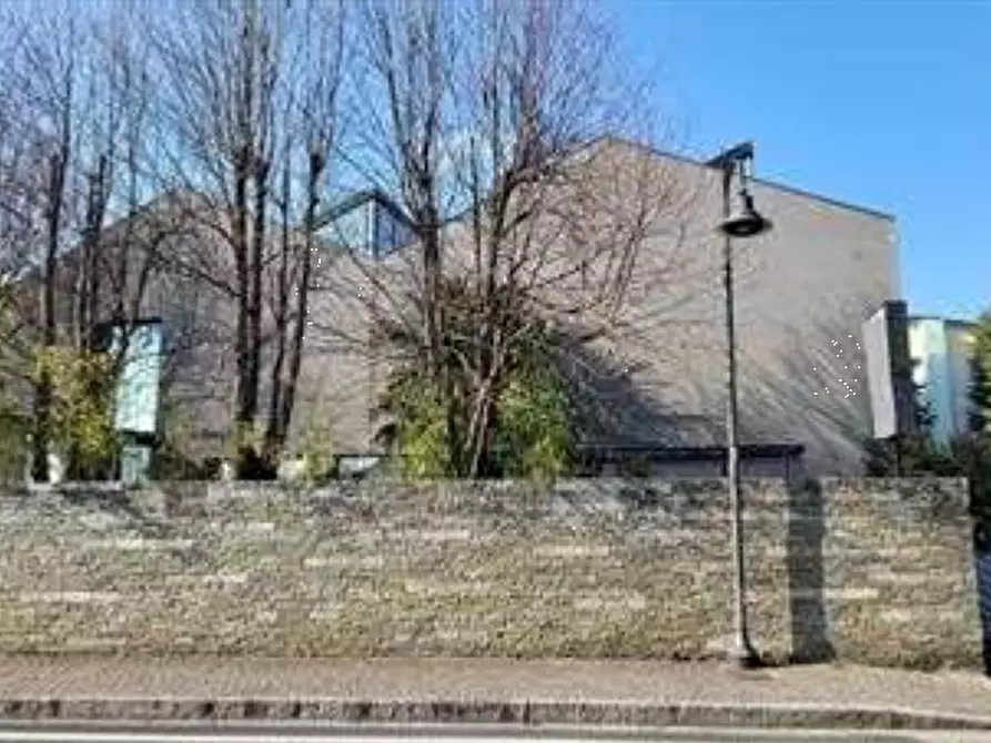 Immagine 5 di Negozio in vendita  in Via XXIV Maggio a Viganò