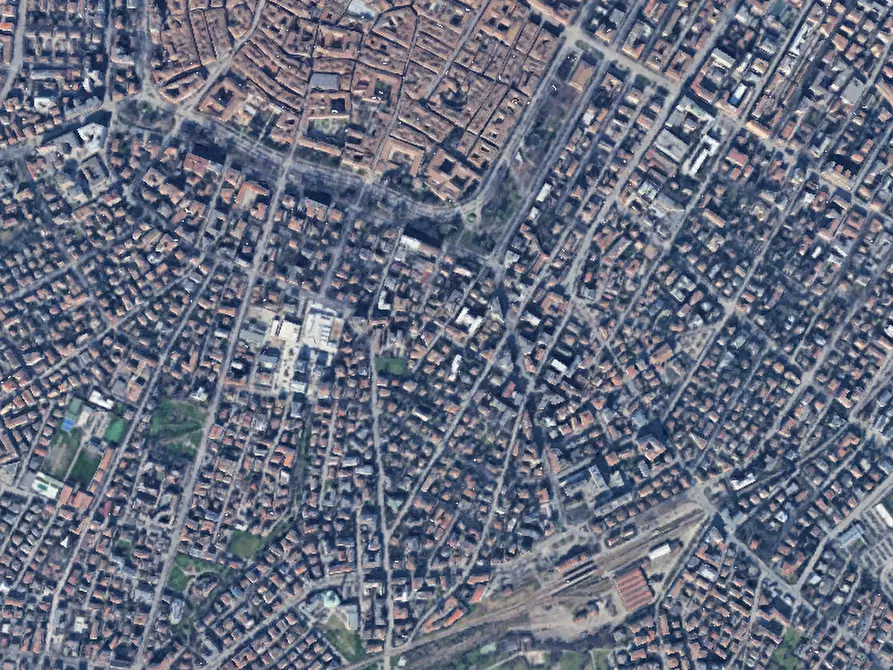 Immagine 4 di Garage in vendita  in Via Archirola a Modena