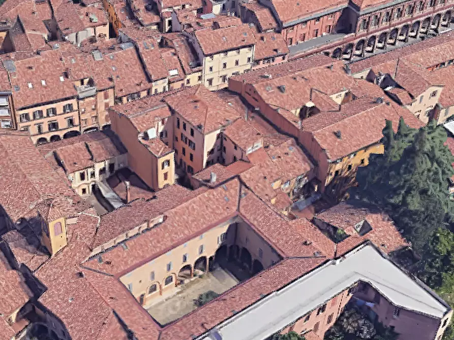 Immagine 7 di Negozio in vendita  in Via Zamboni  a Bologna