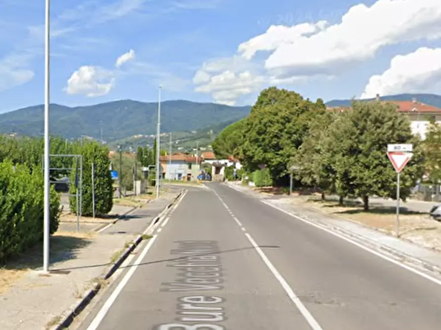 Immagine 6 di Negozio in vendita  in via Bure Vecchia Nord a Pistoia