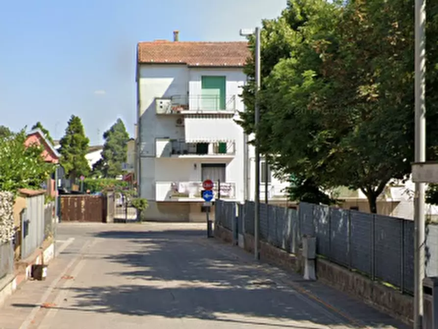 Immagine 5 di Appartamento in vendita  in Via XXV Aprile a Curtatone