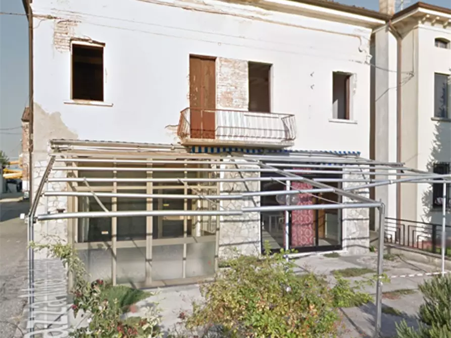 Immagine 1 di Appartamento in vendita  in Piazza Moschini a Motteggiana