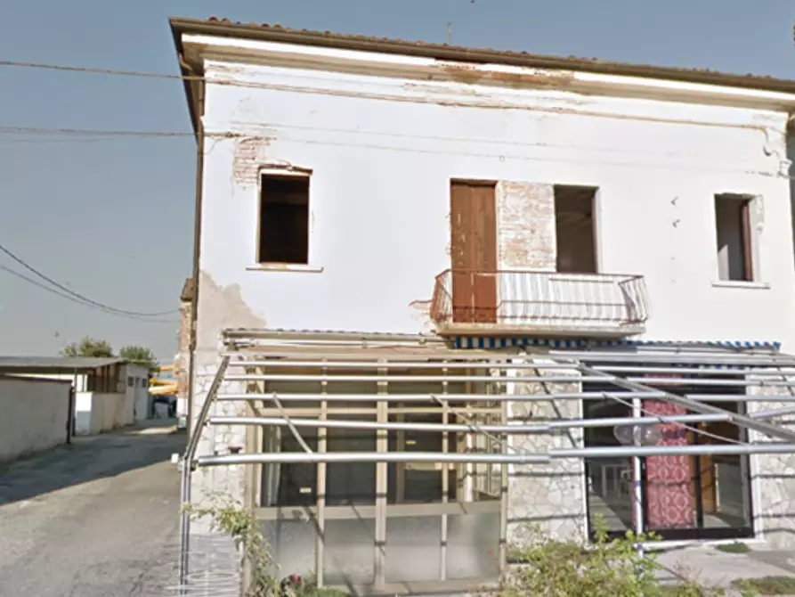 Immagine 8 di Appartamento in vendita  in Piazza Moschini a Motteggiana