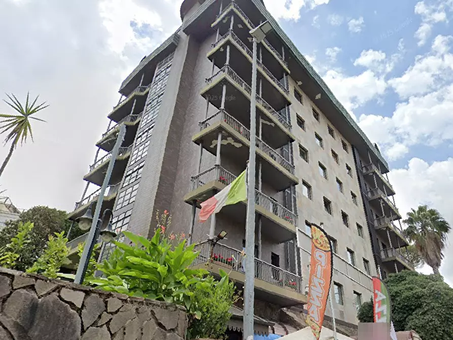 Immagine 4 di Hotel in vendita  in Via Monterosi a Roma